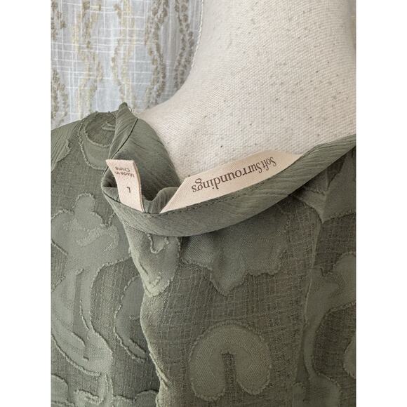 Soft Surroundings Women’s Soft Olive Floral Tunic Blouse 3/4 Sleeve Size Large - Picture 5 of 8